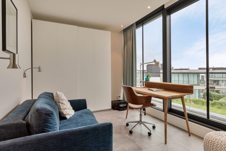 Alle Fotos 1 von 1 12 768x512