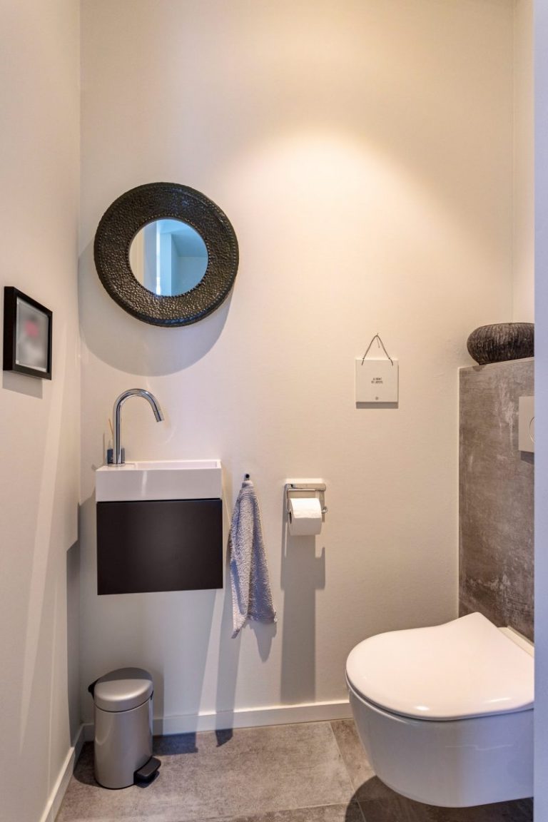 Alle Fotos 1 von 1 6 768x1152