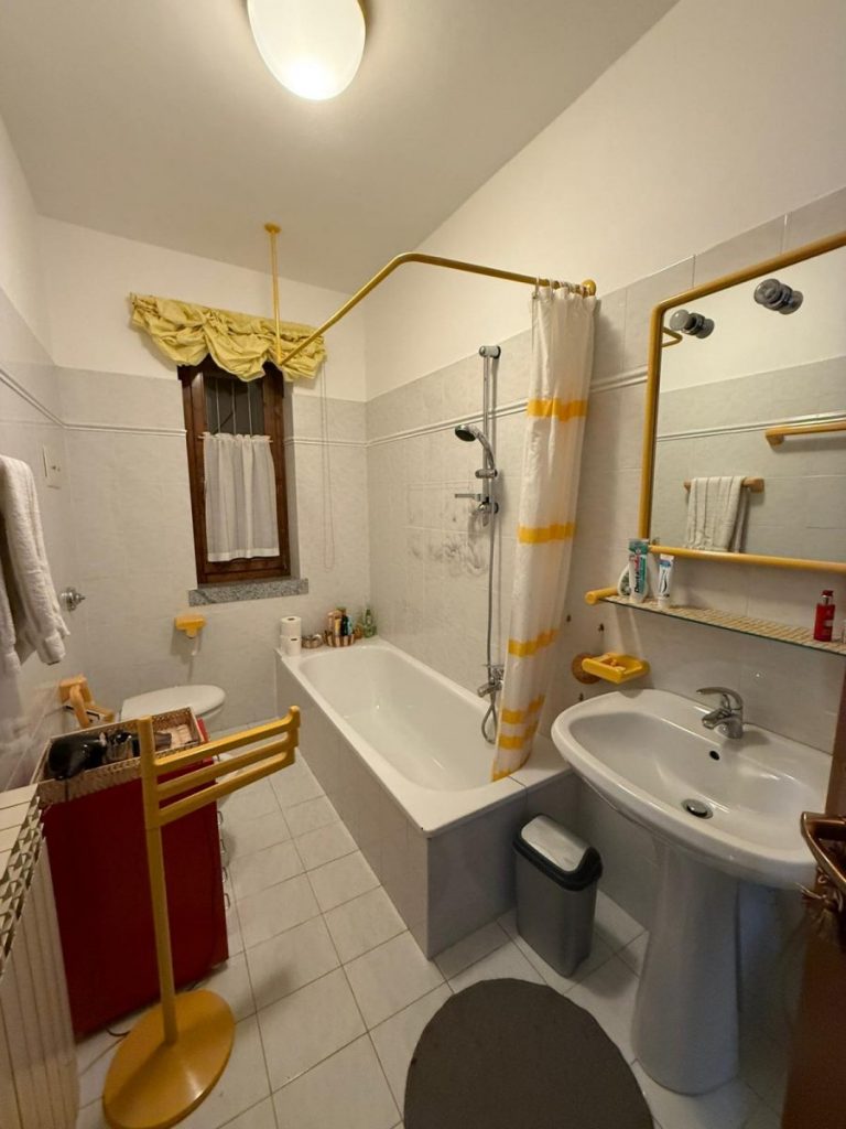 badezimmer 768x1024