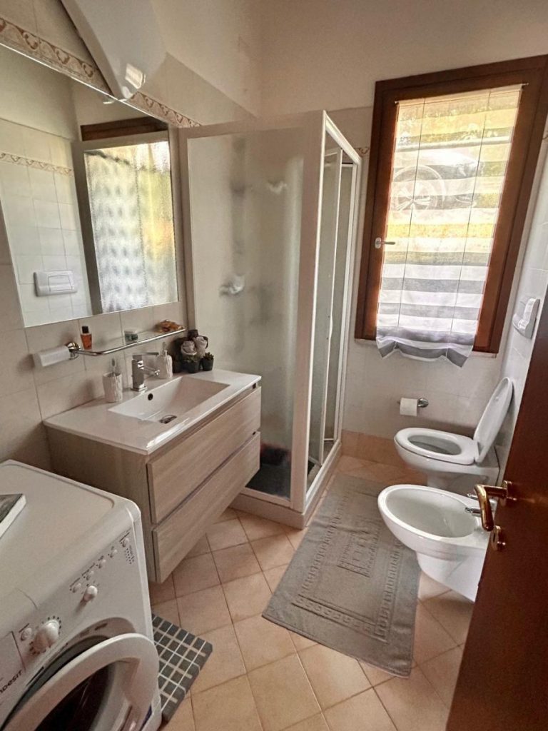 Badezimmer 768x1024