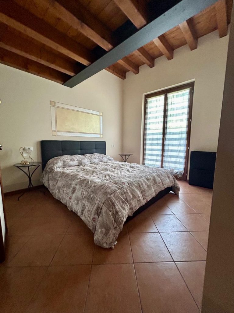 Schlafzimmer 768x1024
